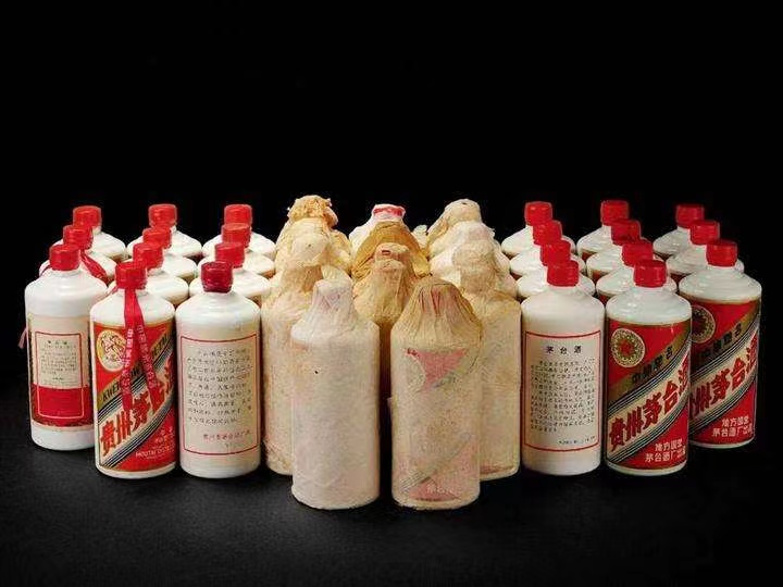 黄南日照岚山回收酒价格哪里回收(附近上门回收茅台酒）?